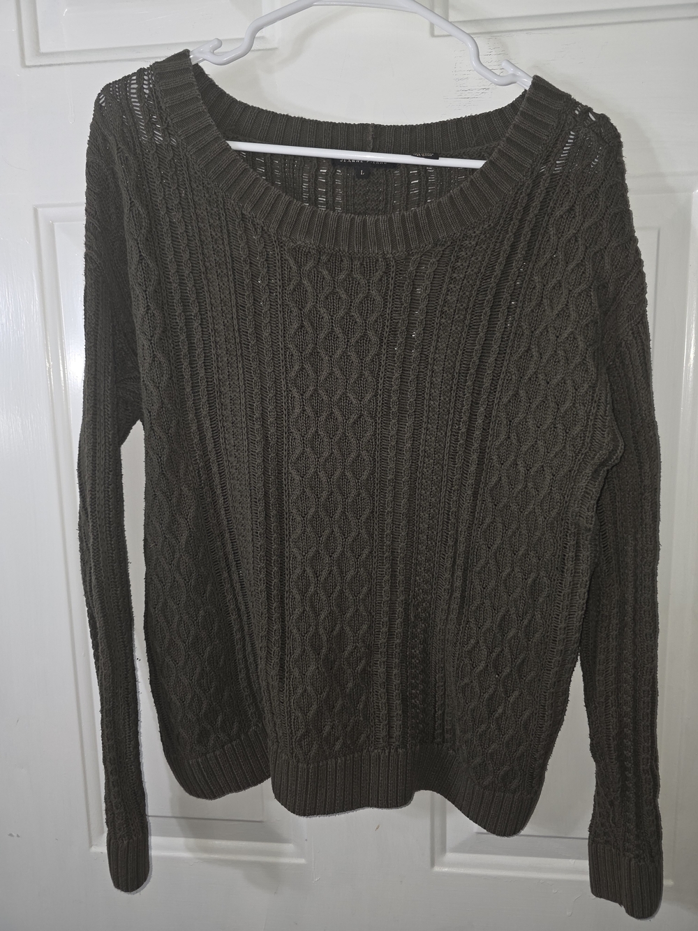 JEANNE PIERRE Olive Green Cable Knit Crew Sweater